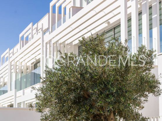 La Reserva, Sotogrande, adosado de 3 dormitorios en venta | Holmes Property Sales