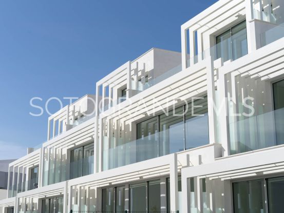 La Reserva, Sotogrande, adosado de 3 dormitorios en venta | Holmes Property Sales