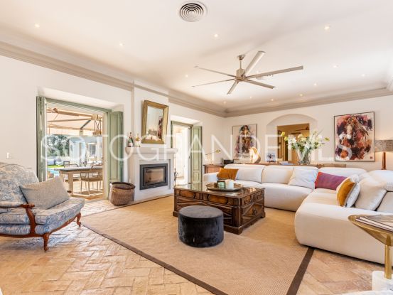Pareado en venta con 4 dormitorios en Los Patios de Valderrama, Sotogrande | Holmes Property Sales
