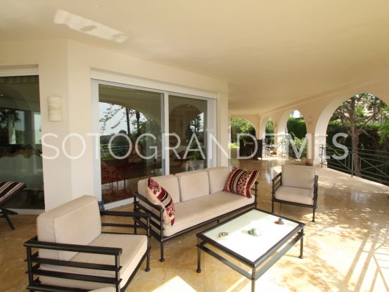 Se vende villa en Zona F | Holmes Property Sales
