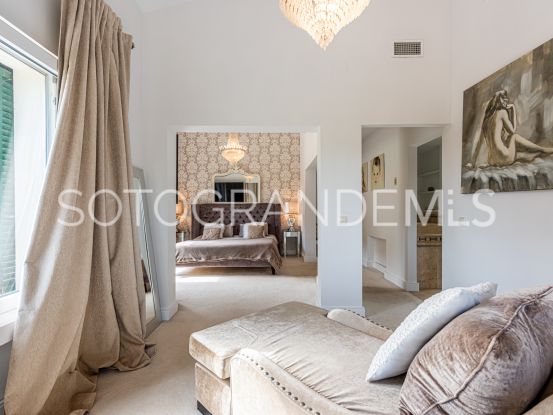 Villa de 5 dormitorios a la venta en Sotogrande Costa Central | Holmes Property Sales