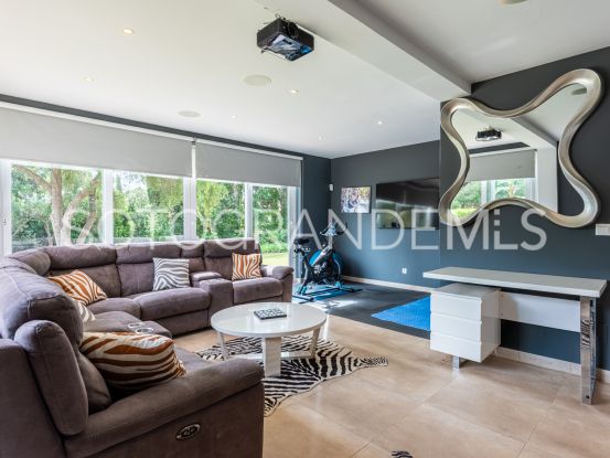 Villa de 5 dormitorios a la venta en Sotogrande Costa Central | Holmes Property Sales