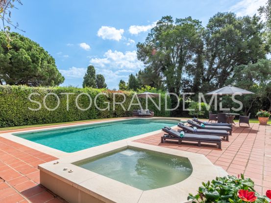 Villa de 5 dormitorios a la venta en Sotogrande Costa Central | Holmes Property Sales