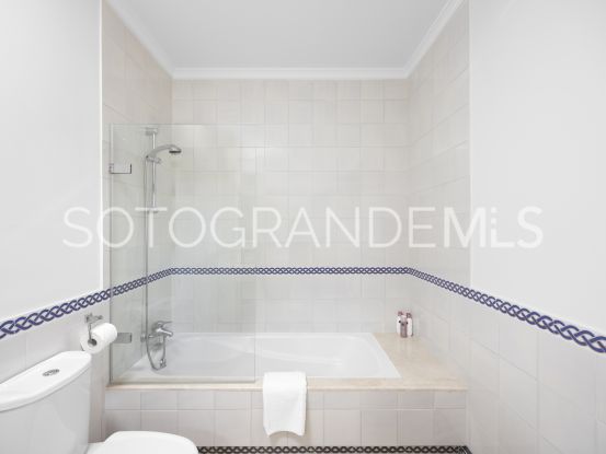 Zona F, Sotogrande Alto, villa en venta de 4 dormitorios | Holmes Property Sales