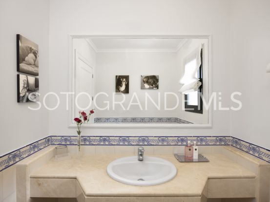 Zona F, Sotogrande Alto, villa en venta de 4 dormitorios | Holmes Property Sales