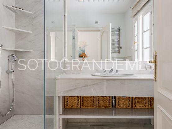 Villa en venta de 5 dormitorios en Sotogrande Alto Central | Holmes Property Sales