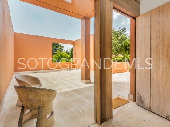 Sotogrande Costa Central, villa con 5 dormitorios en venta | Holmes Property Sales