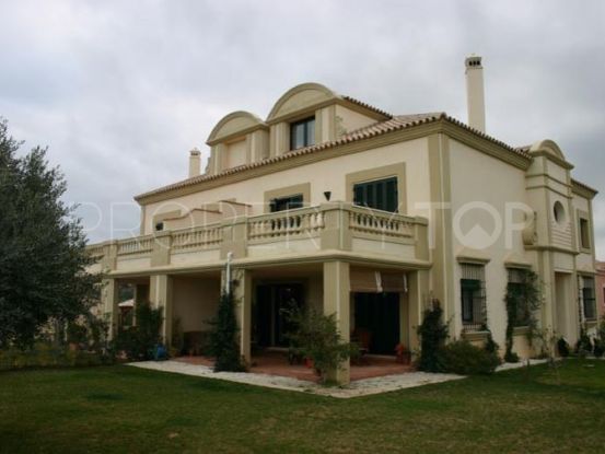 Sotogolf, Sotogrande, villa pareada en venta de 5 dormitorios | Holmes Property Sales