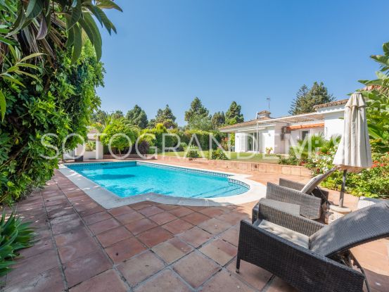 Villa a la venta en Sotogrande Costa Central con 4 dormitorios | Holmes Property Sales