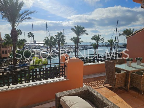 Ático con 4 dormitorios en venta en Ribera del Obispo, Marina de Sotogrande | Holmes Property Sales