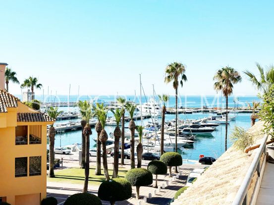 Ático a la venta en Sotogrande Puerto Deportivo de 3 dormitorios | Holmes Property Sales