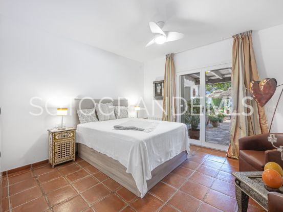 For sale villa with 6 bedrooms in Sotogrande Alto Central | Holmes Property Sales