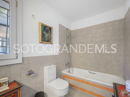 For sale villa with 6 bedrooms in Sotogrande Alto Central | Holmes Property Sales