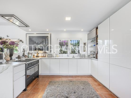 For sale villa with 6 bedrooms in Sotogrande Alto Central | Holmes Property Sales