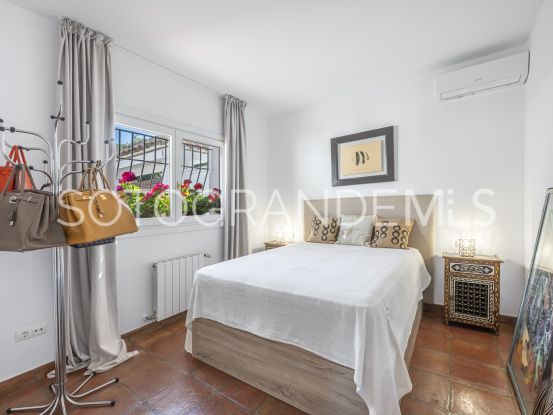 For sale villa with 6 bedrooms in Sotogrande Alto Central | Holmes Property Sales