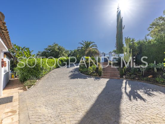 For sale villa with 6 bedrooms in Sotogrande Alto Central | Holmes Property Sales