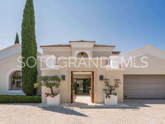 Almenara, Sotogrande Alto, villa con 6 dormitorios a la venta | Holmes Property Sales