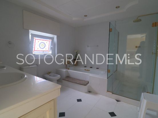 4 bedrooms Sotogrande Puerto Deportivo apartment for sale | SotoEstates