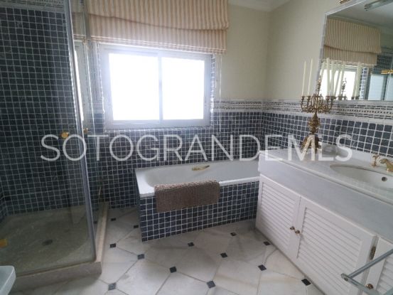 4 bedrooms Sotogrande Puerto Deportivo apartment for sale | SotoEstates