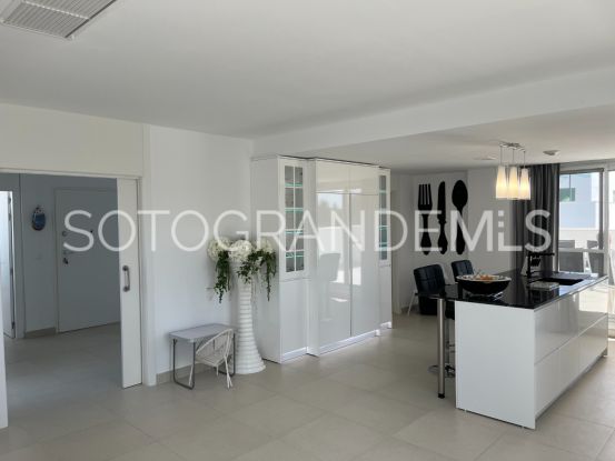 Se vende apartamento en Senda Chica, La Reserva | SotoEstates