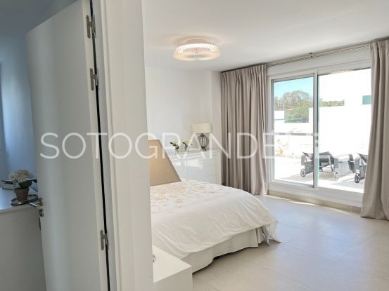 Se vende apartamento en Senda Chica, La Reserva | SotoEstates