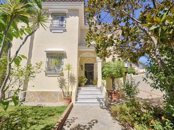 Buy Altos del Rodeo villa with 6 bedrooms | Benarroch Real Estate