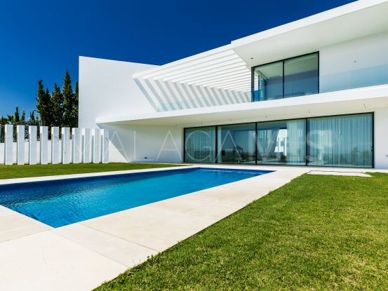 Villa with 5 bedrooms for sale in Capanes Sur | Benarroch Real Estate