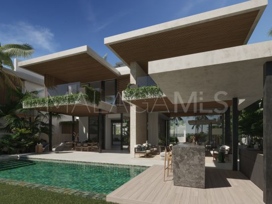 Villa en venta en Cortijo Blanco con 4 dormitorios | Nvoga Marbella Realty