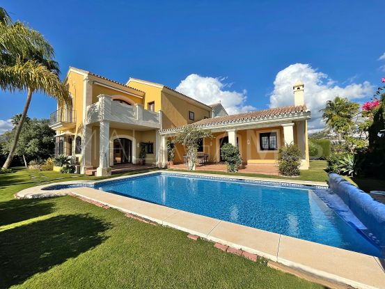 Villa with 4 bedrooms for sale in Puerto del Almendro | Nvoga Marbella Realty