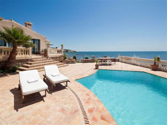 Villa for sale in Calahonda Playa, Mijas Costa | Marbella Unique Properties