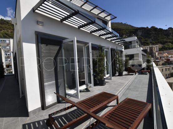 Atico de 4 dormitorios a la venta en The Arches, Gibraltar - Upper Town | Savills Gibraltar
