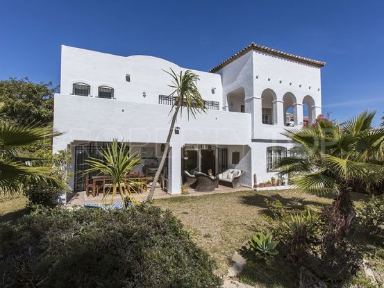 Villa a la venta en Bel Air, Estepona | Cosmopolitan Properties