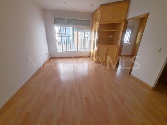 Se vende apartamento planta baja en La Carihuela | Cosmopolitan Properties