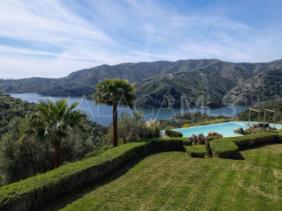 For sale villa in Sierra Blanca Country Club, Istan | Cosmopolitan Properties