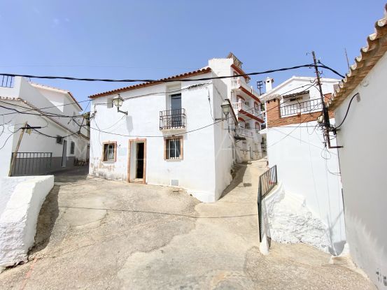 For sale town house in Malaga - Este with 3 bedrooms | Cosmopolitan Properties