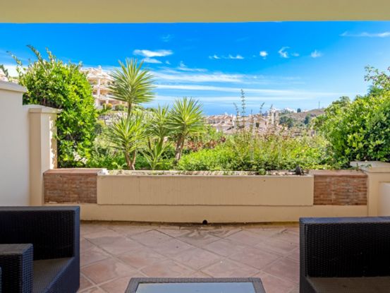 Ground floor apartment for sale in Los Capanes del Golf | Cosmopolitan Properties