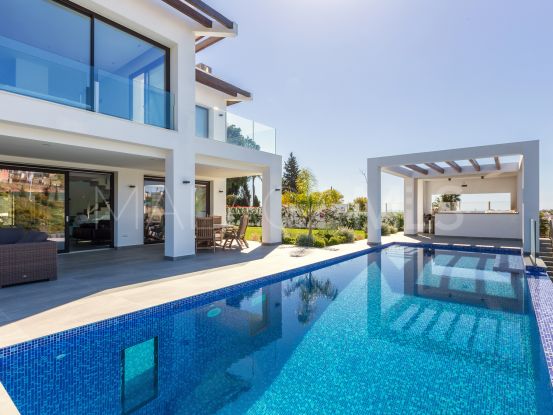 Villa for sale in Paraiso Alto, Benahavis | Cosmopolitan Properties