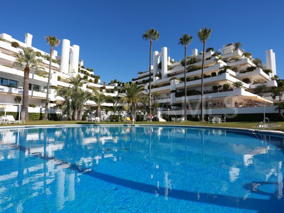 Apartamento en Las Lomas del Marbella Club, Marbella Golden Mile | Cosmopolitan Properties