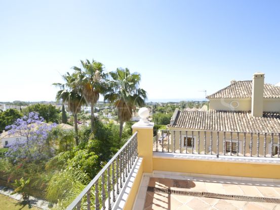 Villa con 5 dormitorios en El Paraiso, Estepona | Cosmopolitan Properties