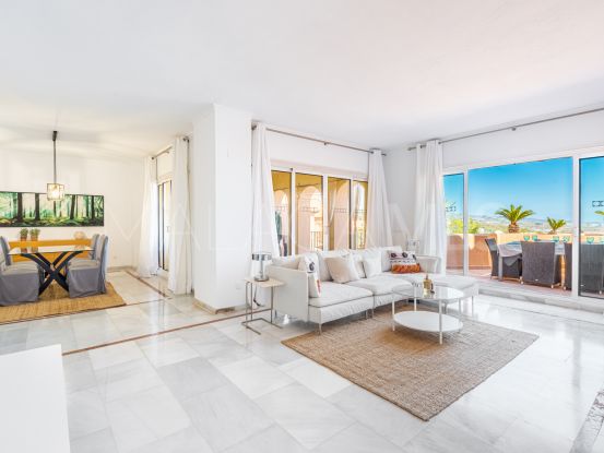 For sale 3 bedrooms duplex penthouse in Les Belvederes, Nueva Andalucia | Cosmopolitan Properties