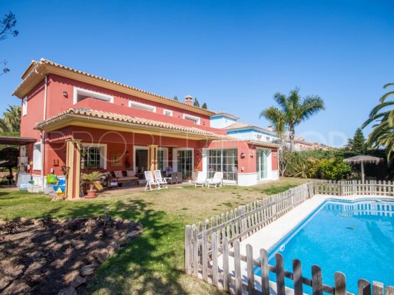 For sale villa with 4 bedrooms in Casasola, Estepona | Inmobiliaria Luz