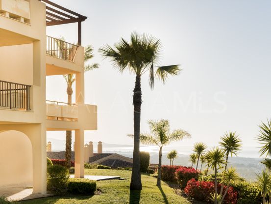 Apartamento de 2 dormitorios en venta en Hacienda del Señorio de Cifuentes, Benahavis | Inmobiliaria Luz