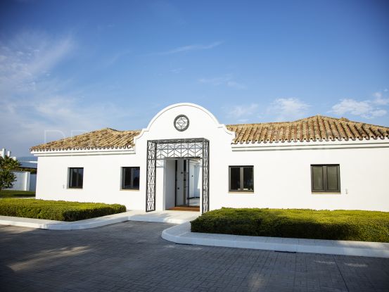 Villa with 5 bedrooms for sale in Cancelada, Estepona | Inmobiliaria Luz