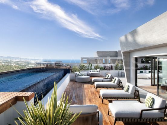 Apartamento planta baja con 3 dormitorios en venta en Marbella Golden Mile | Inmobiliaria Luz
