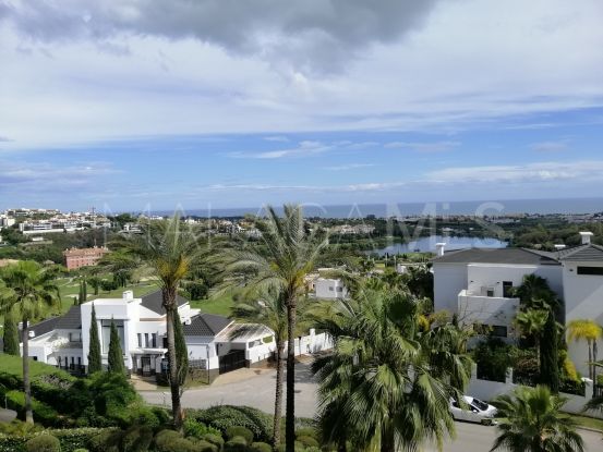 For sale 2 bedrooms penthouse in Royal Flamingos, Benahavis | Inmobiliaria Luz