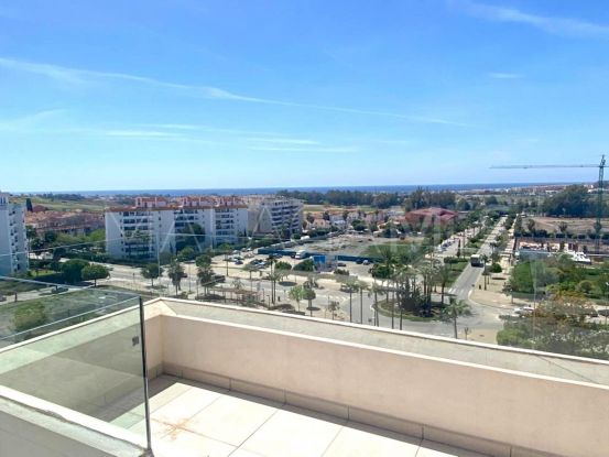 Comprar atico de 3 dormitorios en Nueva Andalucia, Marbella | Inmobiliaria Luz