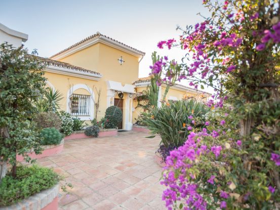 Aldea Dorada, Nueva Andalucia, villa en venta con 4 dormitorios | Inmobiliaria Luz