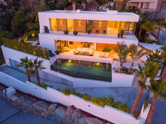 El Herrojo, Benahavis, villa con 5 dormitorios | Terra Realty