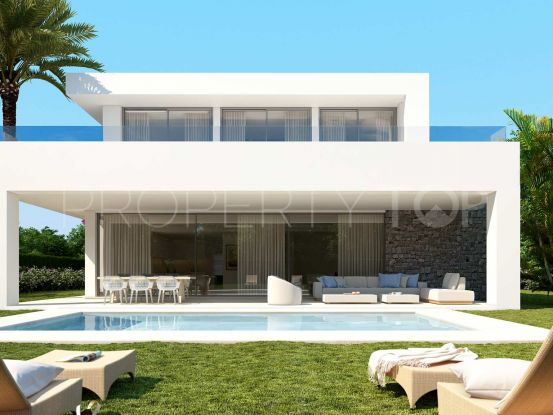 Rio Real, Marbella Este, villa con 4 dormitorios en venta | Terra Realty