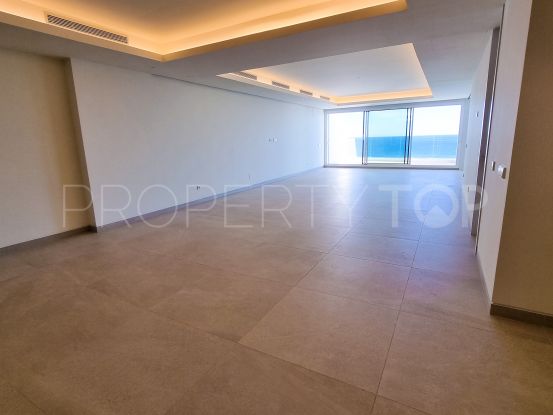 ARFA1485 Brand-new corner penthouse in the luxury development in Estepona